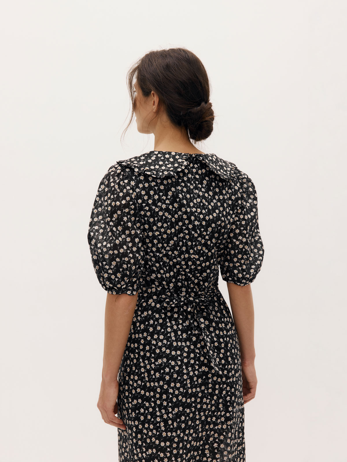 Платье FIORE длины миди (цветущий черный)