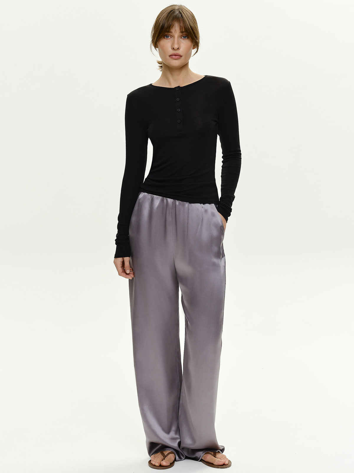 Лонгслив BASE SLIM FIT (черный)